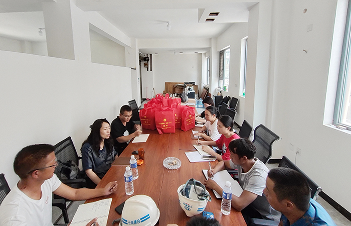 1658486793496471.jpg 巧家中醫(yī)院座談會(huì)xiaotu.jpg